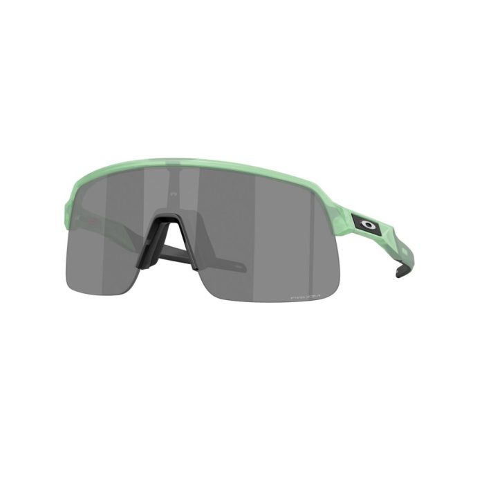 oakley-oo-9496-sutro-lite-s-949611-matt-transparent-jade-888392665942-1024x1024
