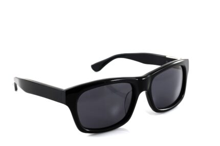 Gafas sol negras aisladas fondo blanco 34836 2052