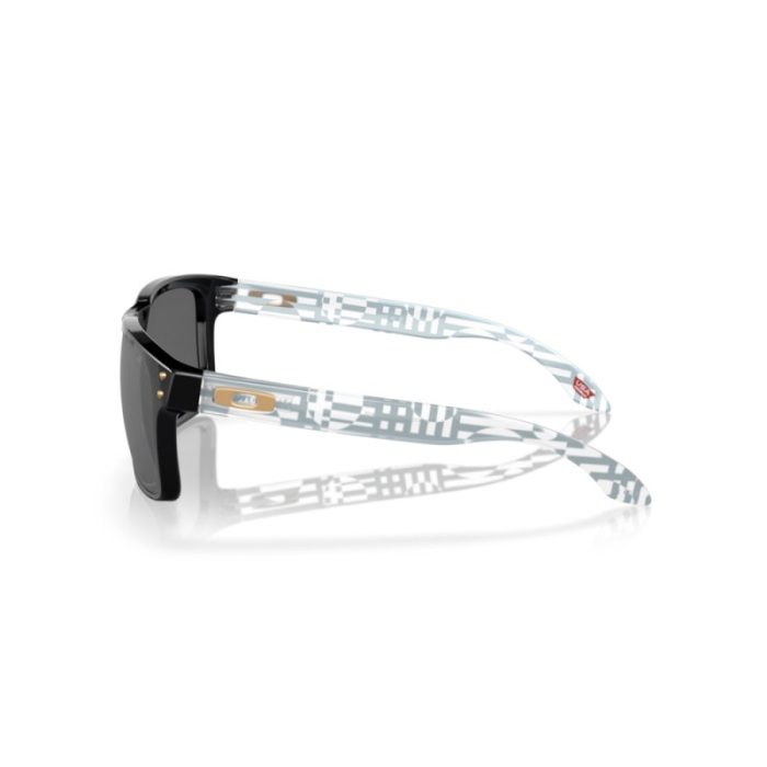 Oakley oo 9102 holbrook 9102y7 black 888392618801 1 800x800w